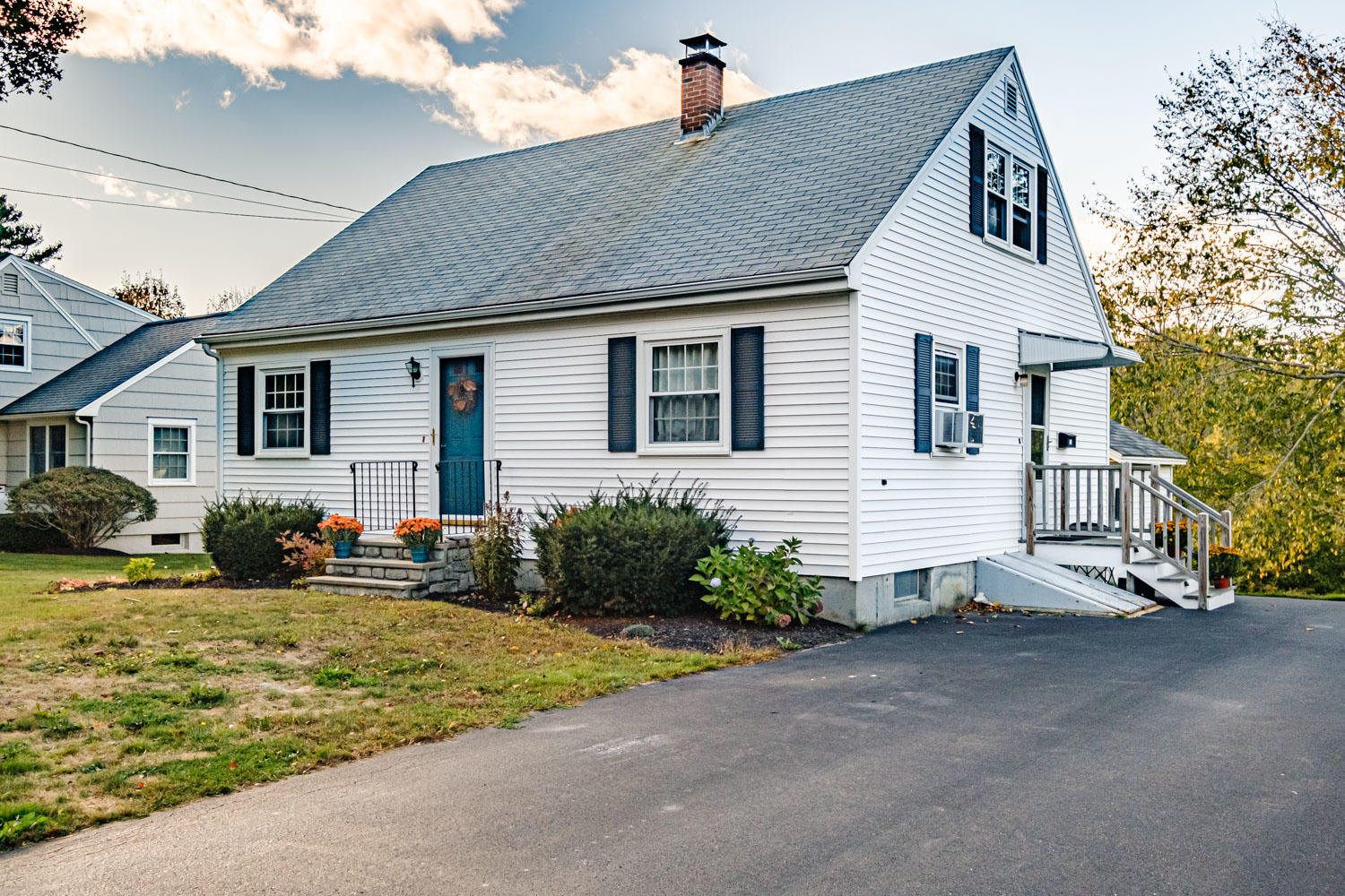 77 Rand Road Yarmouth, ME 04096 - Photo 5 of 44 Front Exterior