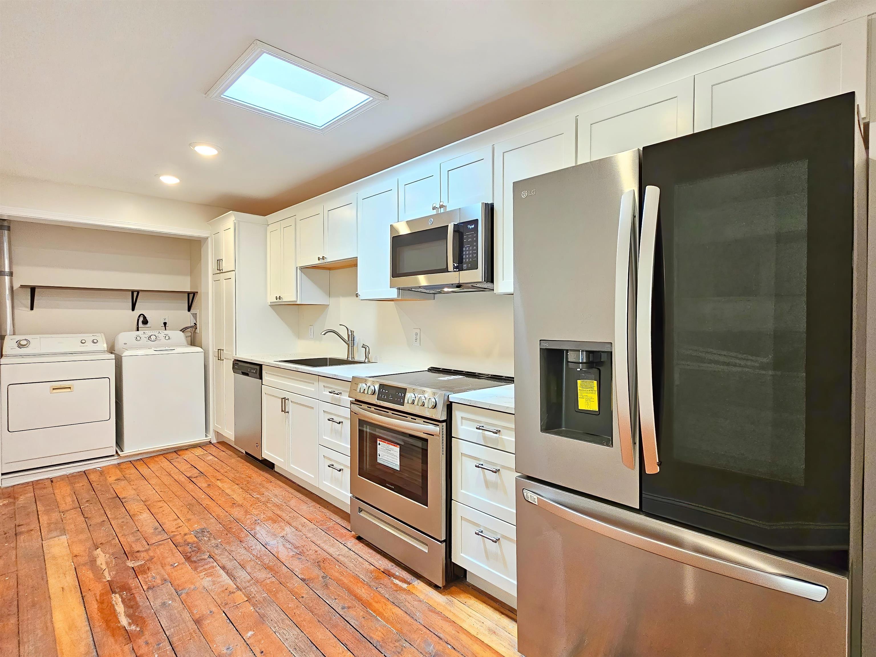 57 Main Street Burlington, VT 05401 - Photo 2 of 12