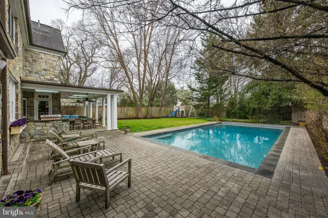 a door view with a outdoor space