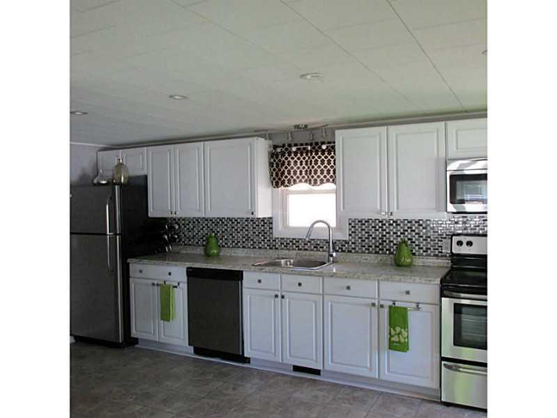 65 Buckfield Road South Paris, ME 04281 - Photo 4 of 22 Kitchen. New Kitchen, appliances,...