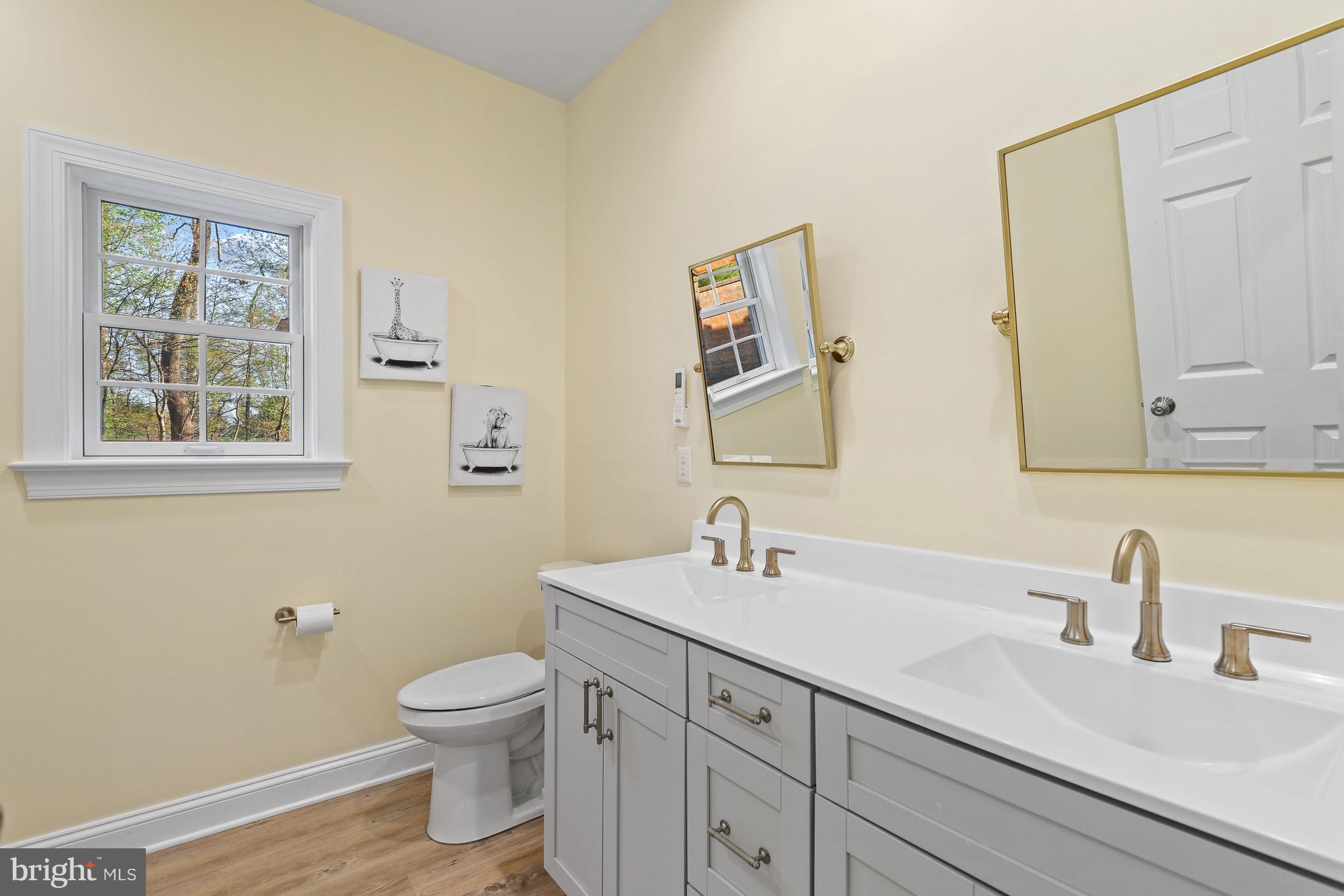 1936 Deininger Road York, PA 17406 - Photo 27 of 82 Bedroom Suite Bath