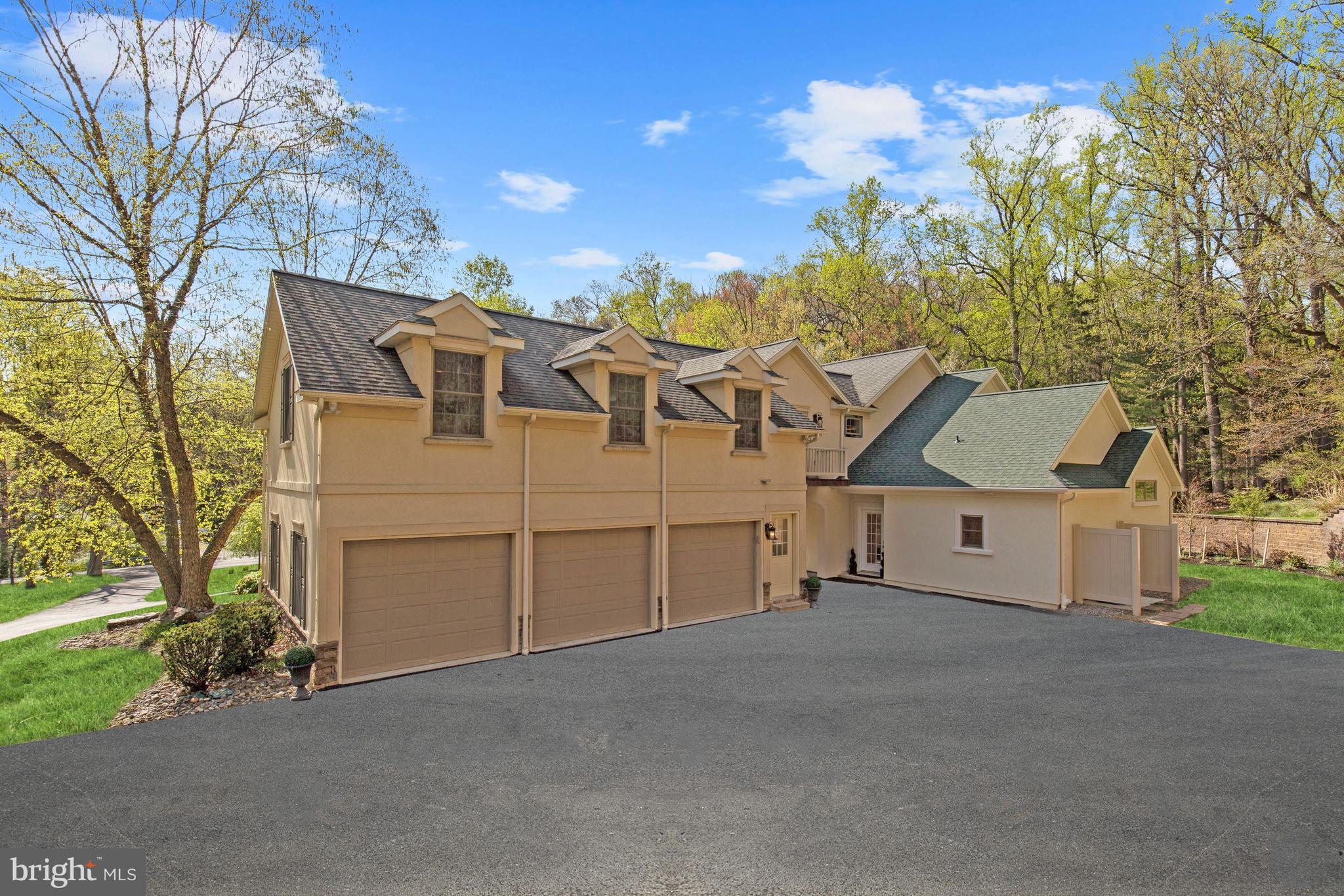 1936 Deininger Road York, PA 17406 - Photo 60 of 82 3-Car Garage
