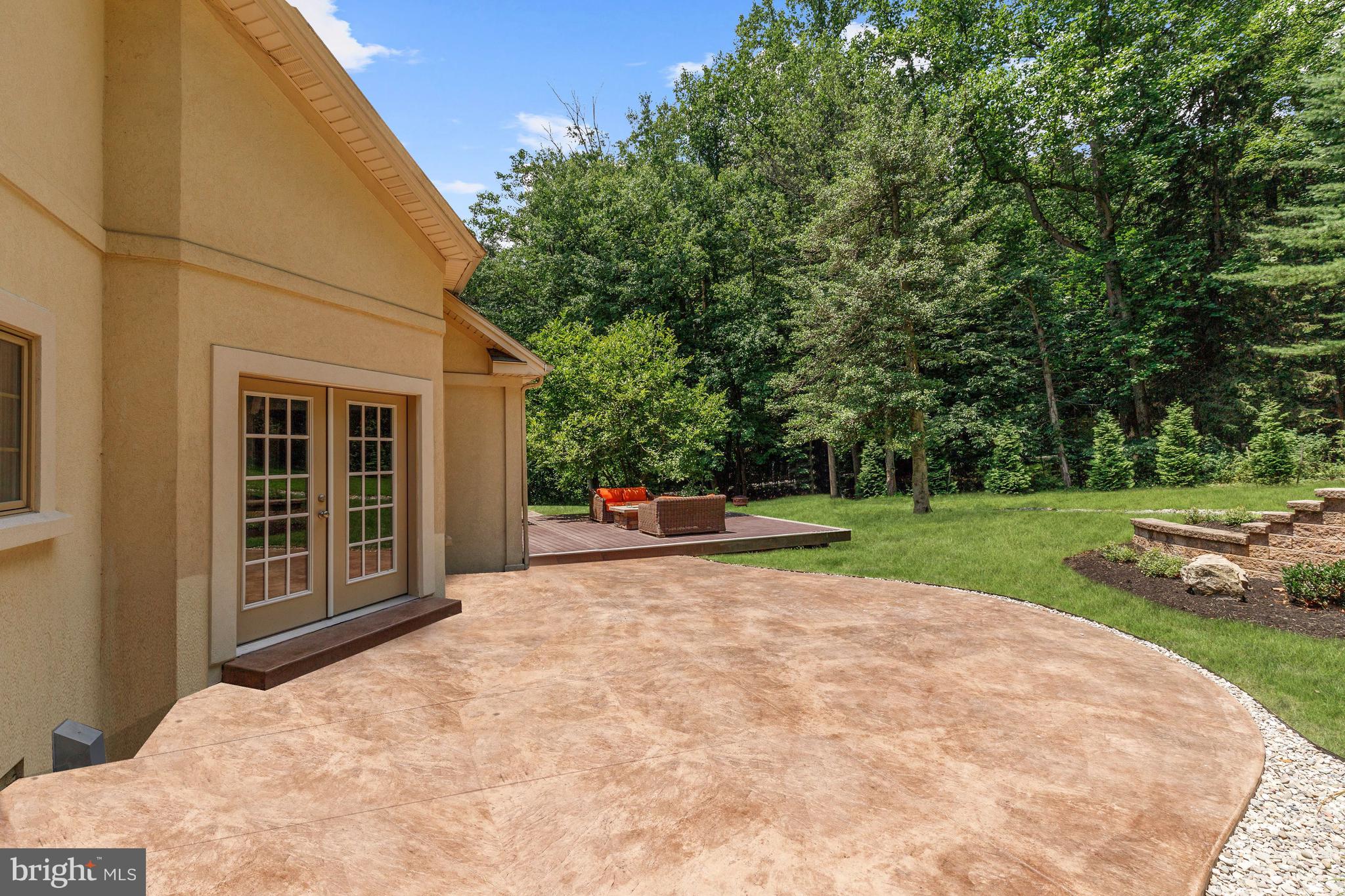 1936 Deininger Road York, PA 17406 - Photo 74 of 82 Patio