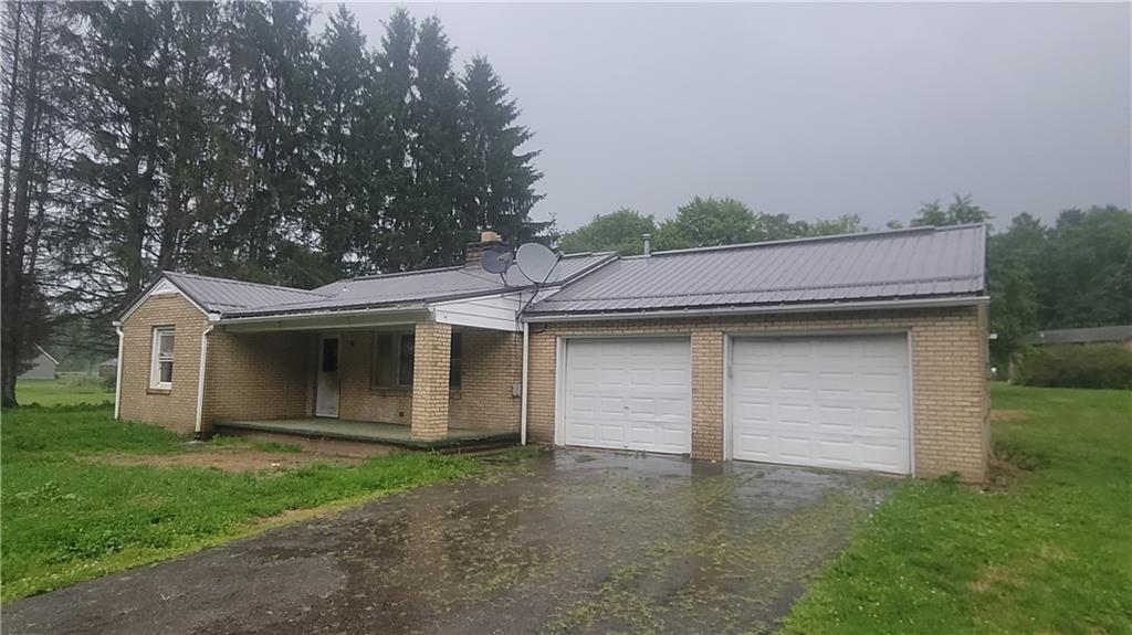 5586 Doc Walker Road Parker, PA 16049 - Photo 3 of 20