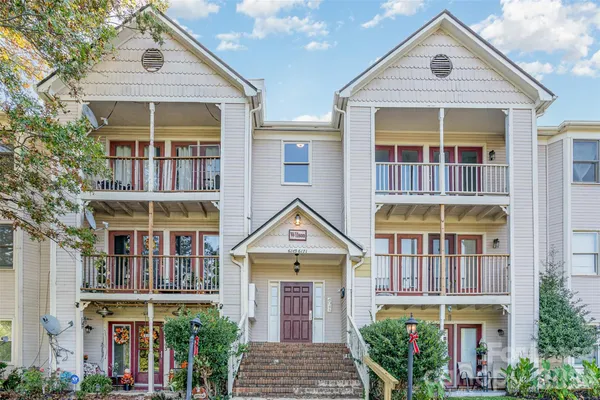 $1,375 | 6165 Meadow Rose Lane, Charlotte, NC 28215