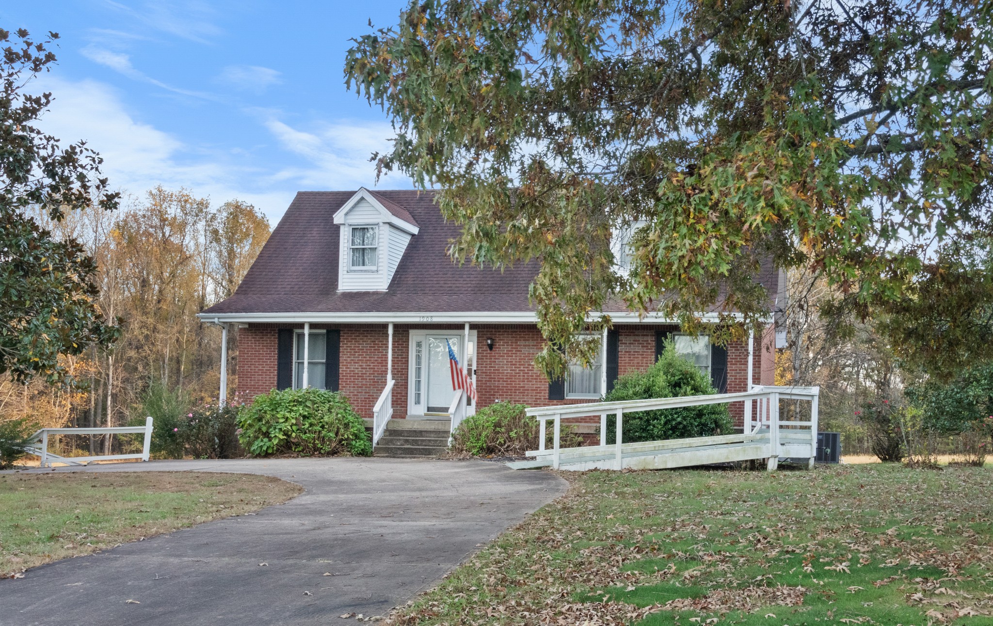 1908 Old Dover Road Clarksville, TN 37042 - Photo 4 of 38 Gallery Image 4