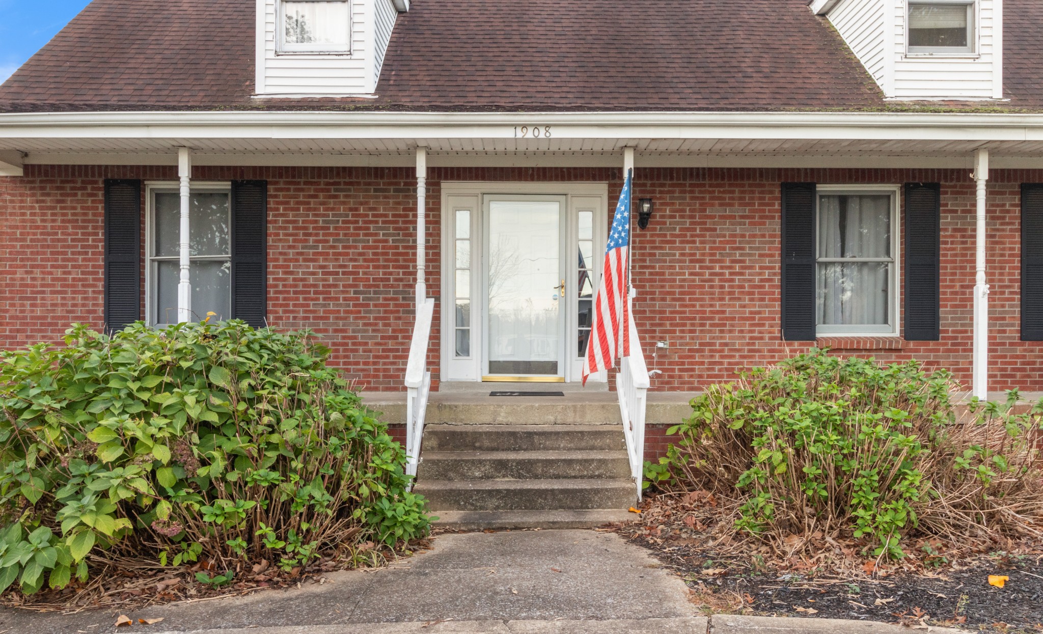 1908 Old Dover Road Clarksville, TN 37042 - Photo 6 of 38 Gallery Image 6