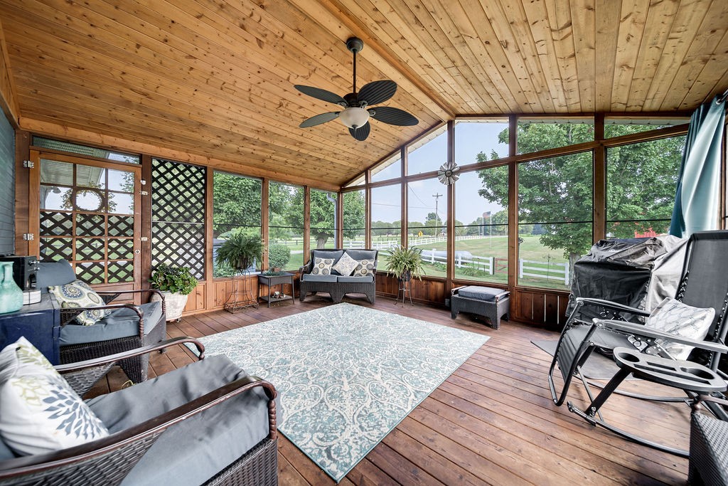 6634 Flewellyn Road Springfield, TN 37172 - Photo 30 of 49 a living room with furniture and a large window