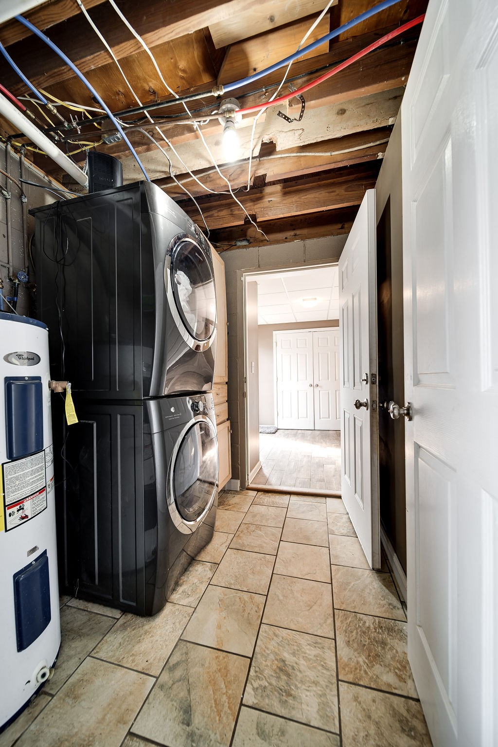 6634 Flewellyn Road Springfield, TN 37172 - Photo 37 of 49 a utility room with dryer and washer