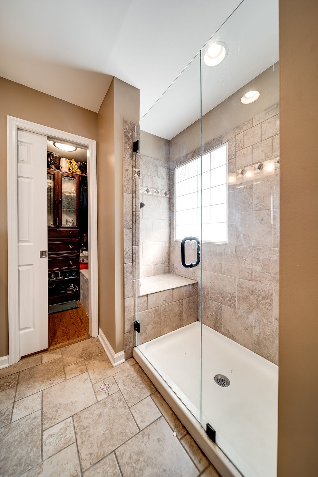 6634 Flewellyn Road Springfield, TN 37172 - Photo 44 of 49 a bathroom with a tub and shower