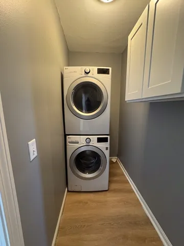 $3,000 | 4 Greenwood Street, Unit 2, Worcester, MA 01607