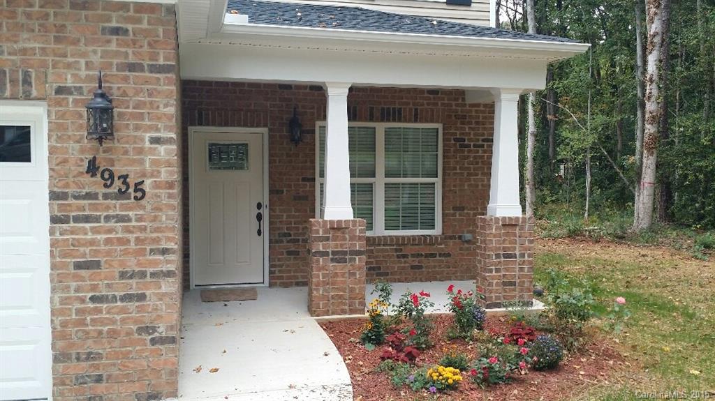 4935 Nevin Road Charlotte, NC 28269 - Photo 2 of 22 Gallery Image 2