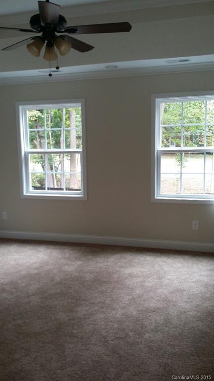 4935 Nevin Road Charlotte, NC 28269 - Photo 12 of 22 Gallery Image 12