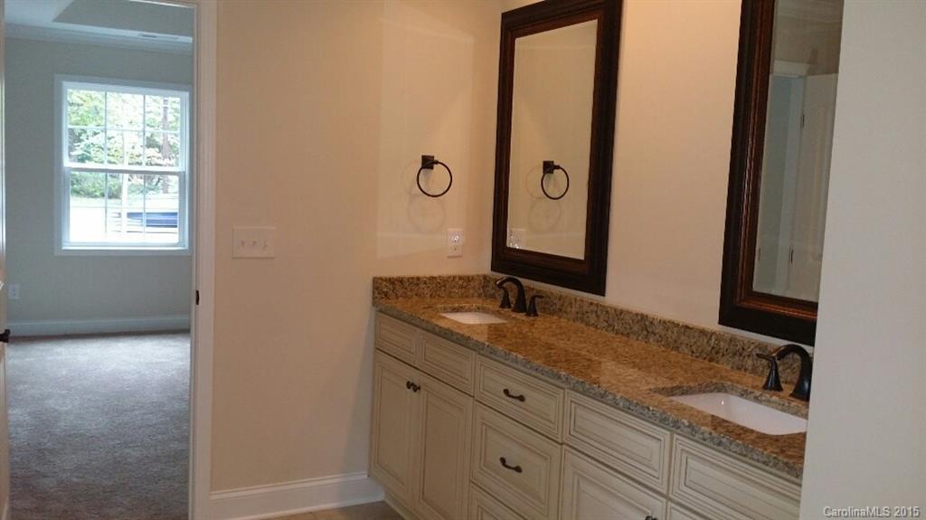 4935 Nevin Road Charlotte, NC 28269 - Photo 13 of 22 Gallery Image 13