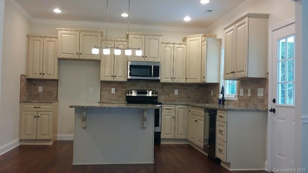 4935 Nevin Road Charlotte, NC 28269 - Photo 7 of 22 Gallery Image 7