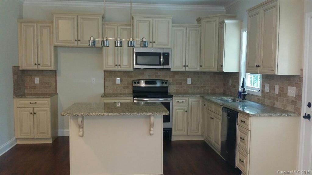 4935 Nevin Road Charlotte, NC 28269 - Photo 8 of 22 Gallery Image 8