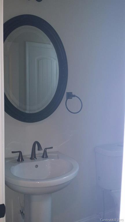 4935 Nevin Road Charlotte, NC 28269 - Photo 9 of 22 Gallery Image 9