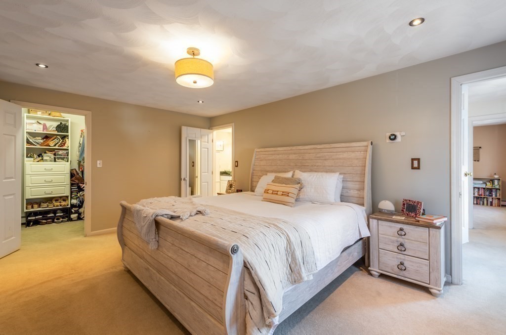 40 Curve Road Stoneham, MA 02180 - Photo 10 of 18 Gallery Image 10