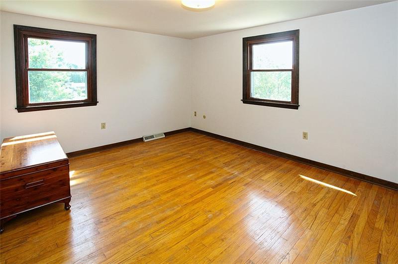 2602 Cole Road Wexford, PA 15090 - Photo 12 of 23 Gallery Image 12