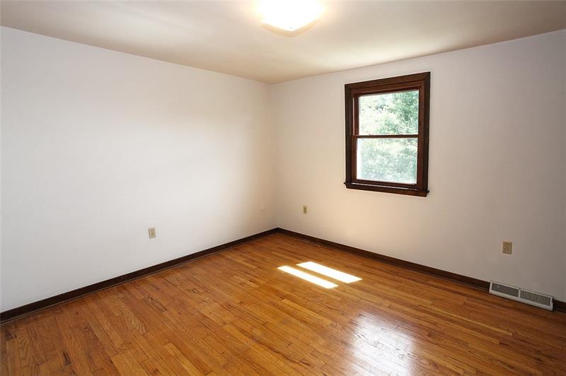 2602 Cole Road Wexford, PA 15090 - Photo 13 of 23 Gallery Image 13