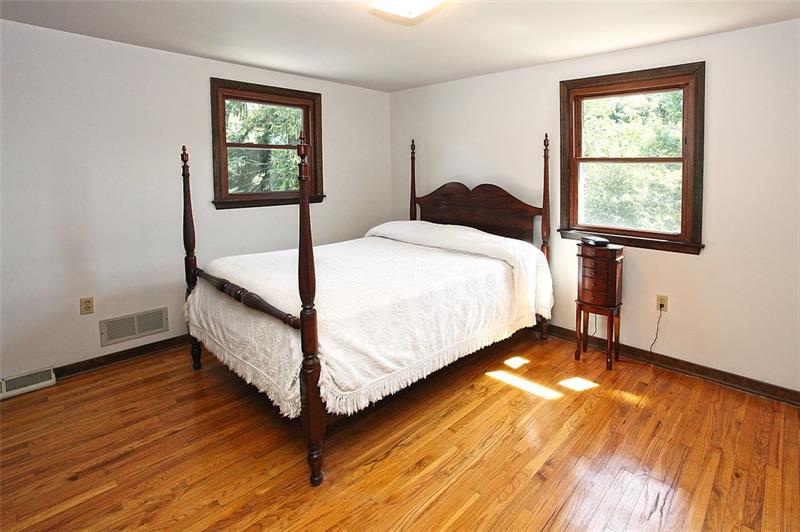 2602 Cole Road Wexford, PA 15090 - Photo 15 of 23 Gallery Image 15