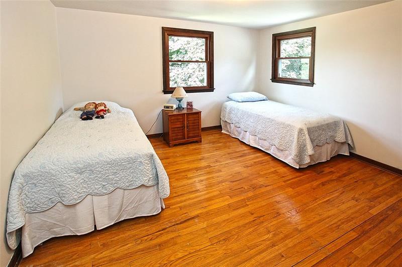 2602 Cole Road Wexford, PA 15090 - Photo 16 of 23 Gallery Image 16