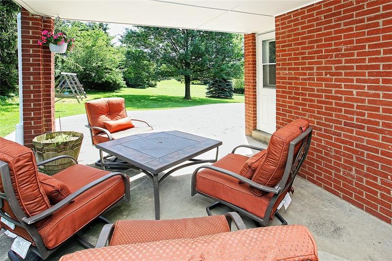 2602 Cole Road Wexford, PA 15090 - Photo 20 of 23 Gallery Image 20
