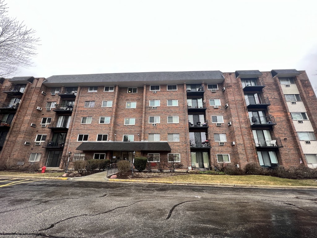 a tall building on the side of a street