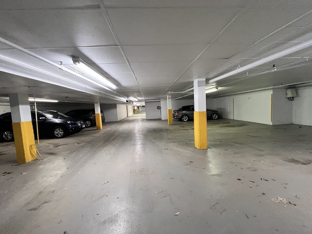 4721 St Joseph Creek Road, Unit 5F Lisle, IL 60532 - Photo 10 of 11 a view of a room with gym equipment