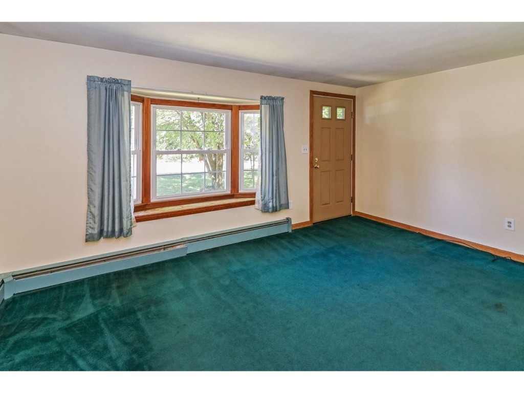 48 Tolend Road Dover, NH 03820 - Photo 7 of 20