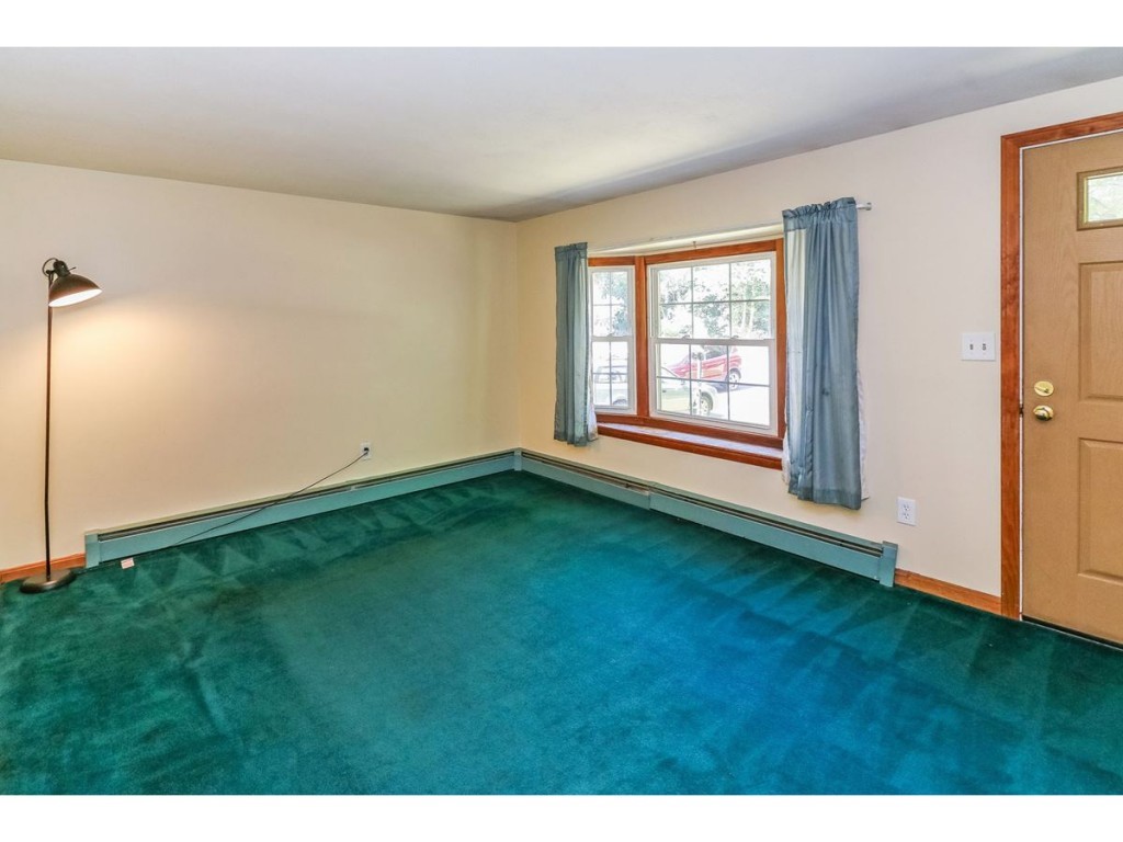48 Tolend Road Dover, NH 03820 - Photo 8 of 20