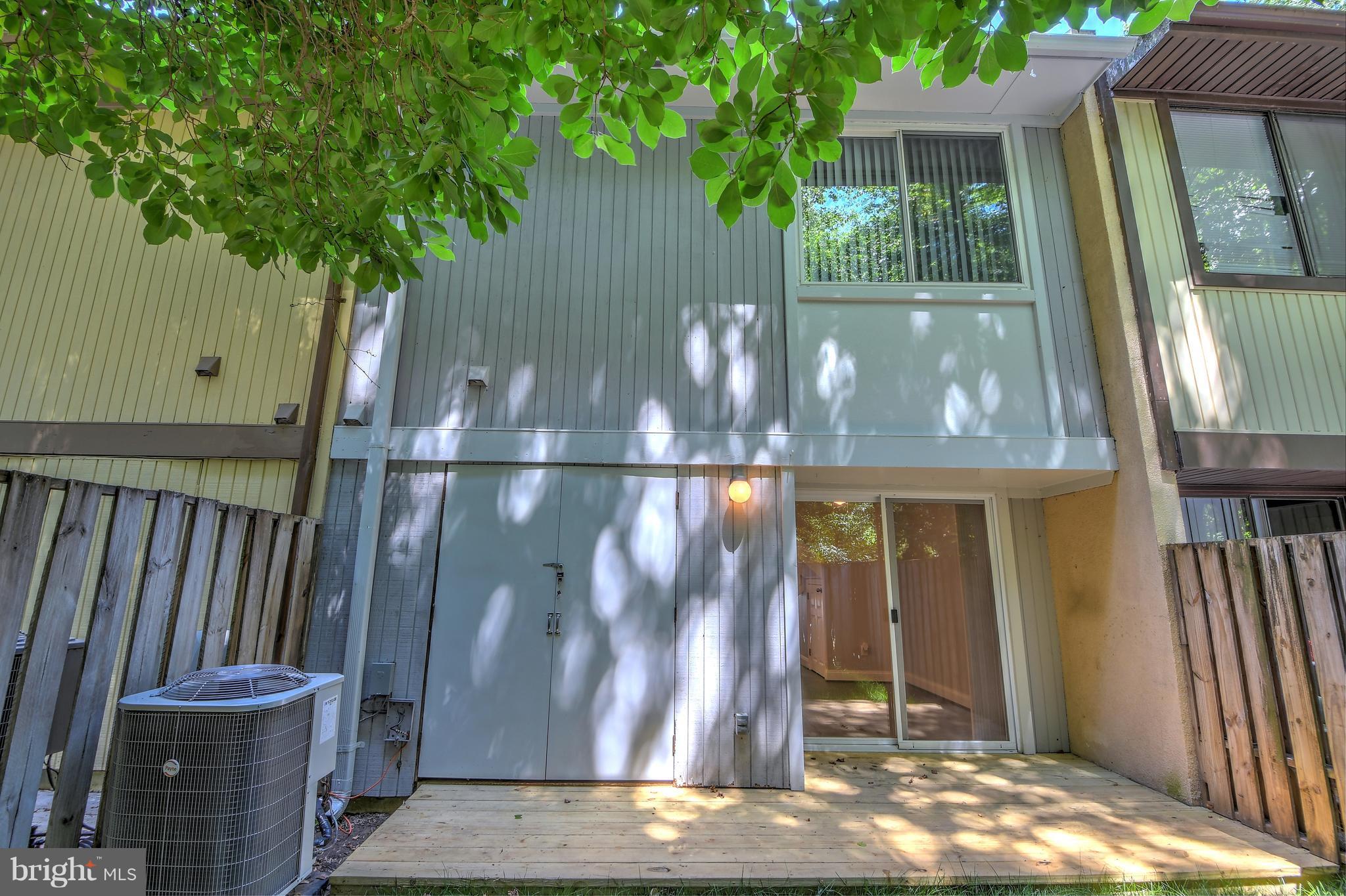2276 White Cornus Lane Reston, VA 20191 - Photo 17 of 18 Exterior (Rear)