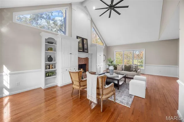 $900,000 | 1406 Wheatfield Lane, St. Albans, MO 63073