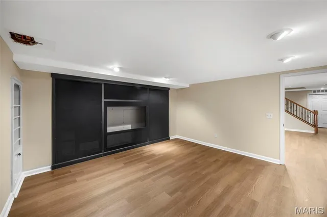 $900,000 | 1406 Wheatfield Lane, St. Albans, MO 63073