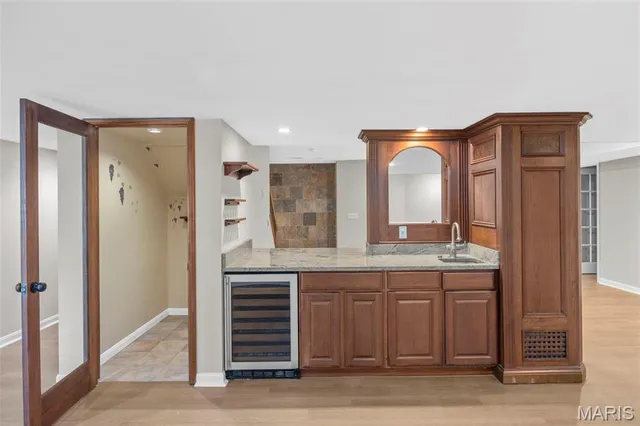 $900,000 | 1406 Wheatfield Lane, St. Albans, MO 63073