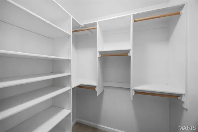 $900,000 | 1406 Wheatfield Lane, St. Albans, MO 63073