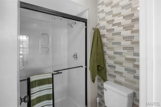 $900,000 | 1406 Wheatfield Lane, St. Albans, MO 63073