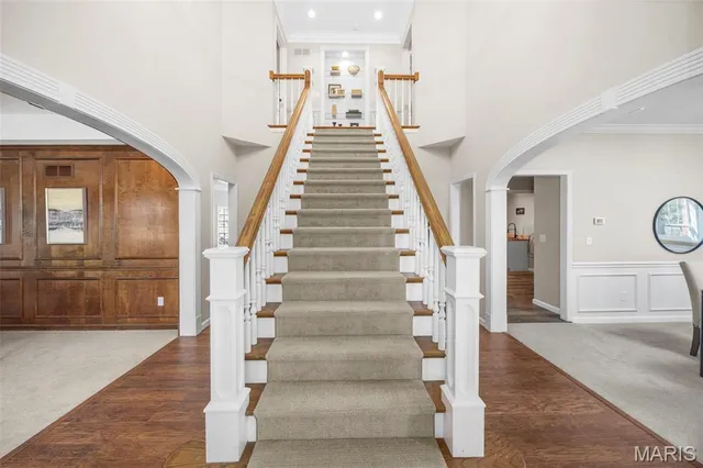 $900,000 | 1406 Wheatfield Lane, St. Albans, MO 63073