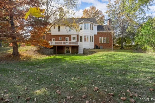 $900,000 | 1406 Wheatfield Lane, St. Albans, MO 63073