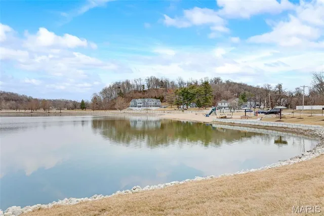 $900,000 | 1406 Wheatfield Lane, St. Albans, MO 63073