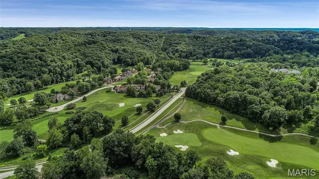 $900,000 | 1406 Wheatfield Lane, St. Albans, MO 63073