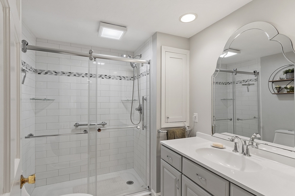 58 Heywood Road Sterling, MA 01564 - Photo 25 of 39 Gallery Image 25