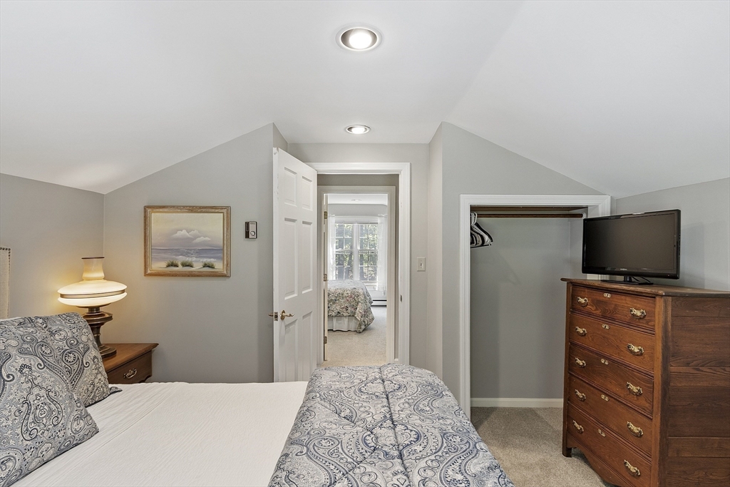 58 Heywood Road Sterling, MA 01564 - Photo 32 of 39 Gallery Image 32