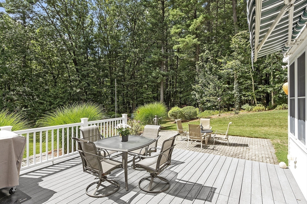 58 Heywood Road Sterling, MA 01564 - Photo 8 of 39 Gallery Image 8