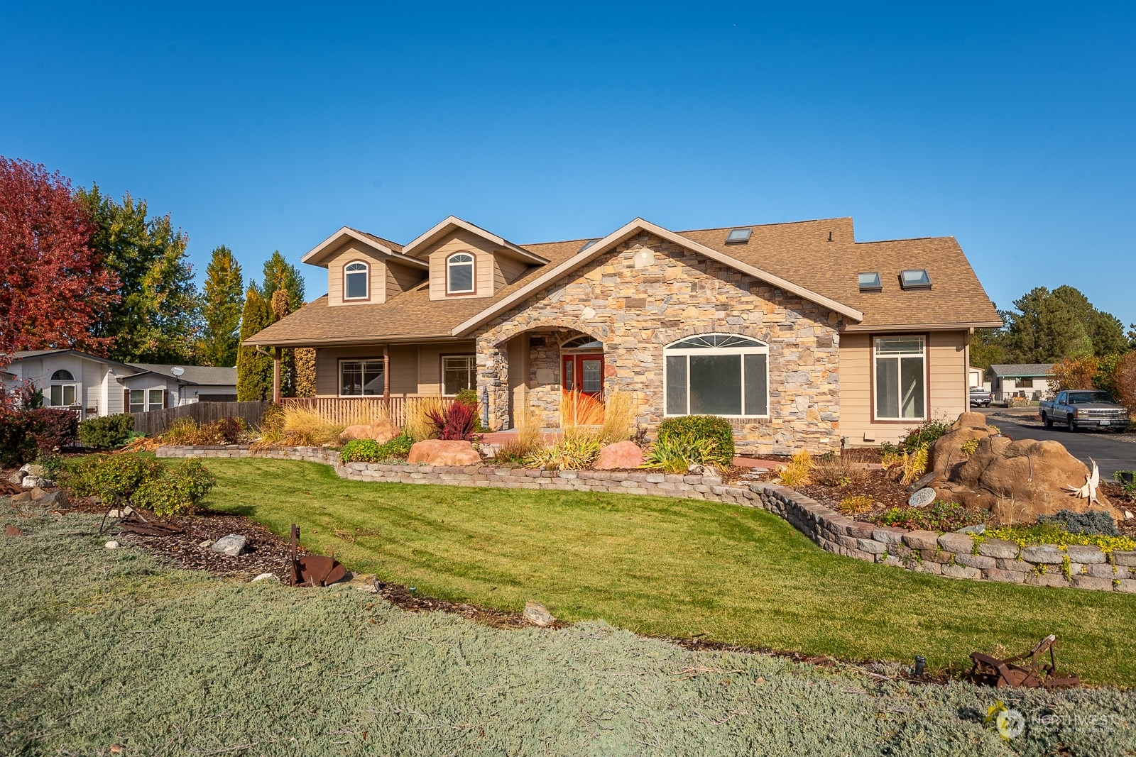 11396 Thompson Road Northeast Moses Lake, WA 98837 - Photo 3 of 39