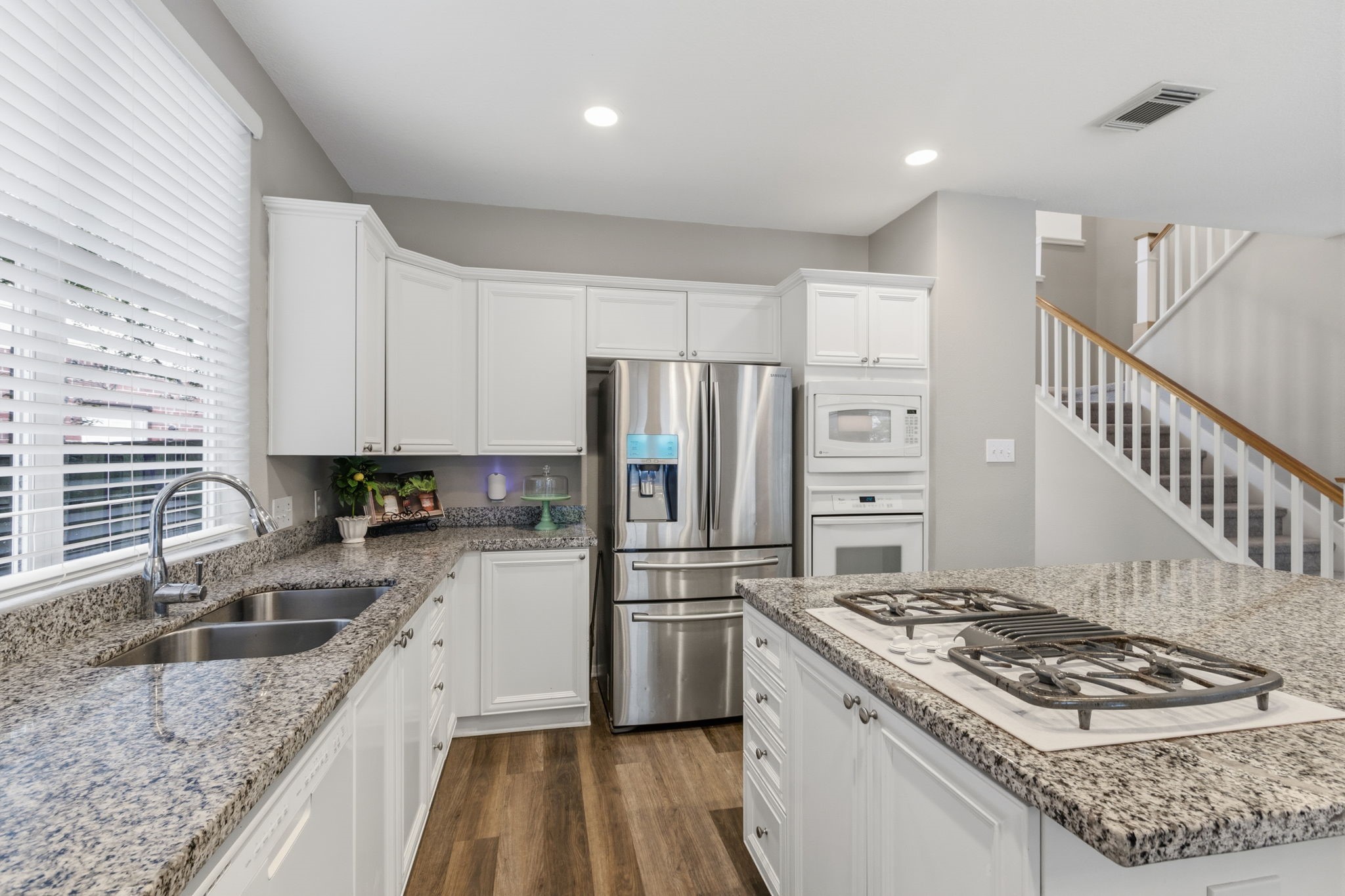 34 Redland Place Spring, TX 77382 - Photo 12 of 50