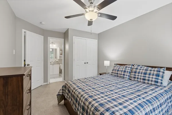 $639,900 | 34 Redland Place, Spring, TX 77382