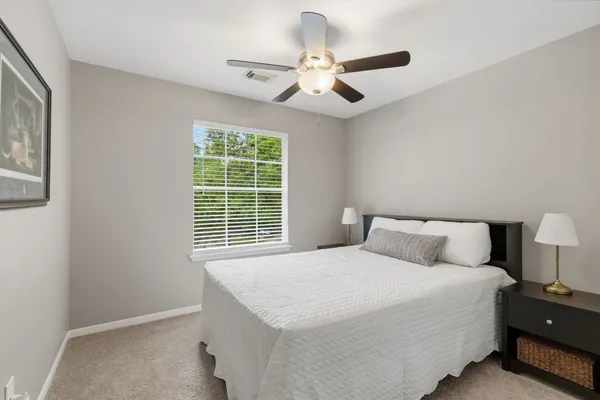 $639,900 | 34 Redland Place, Spring, TX 77382