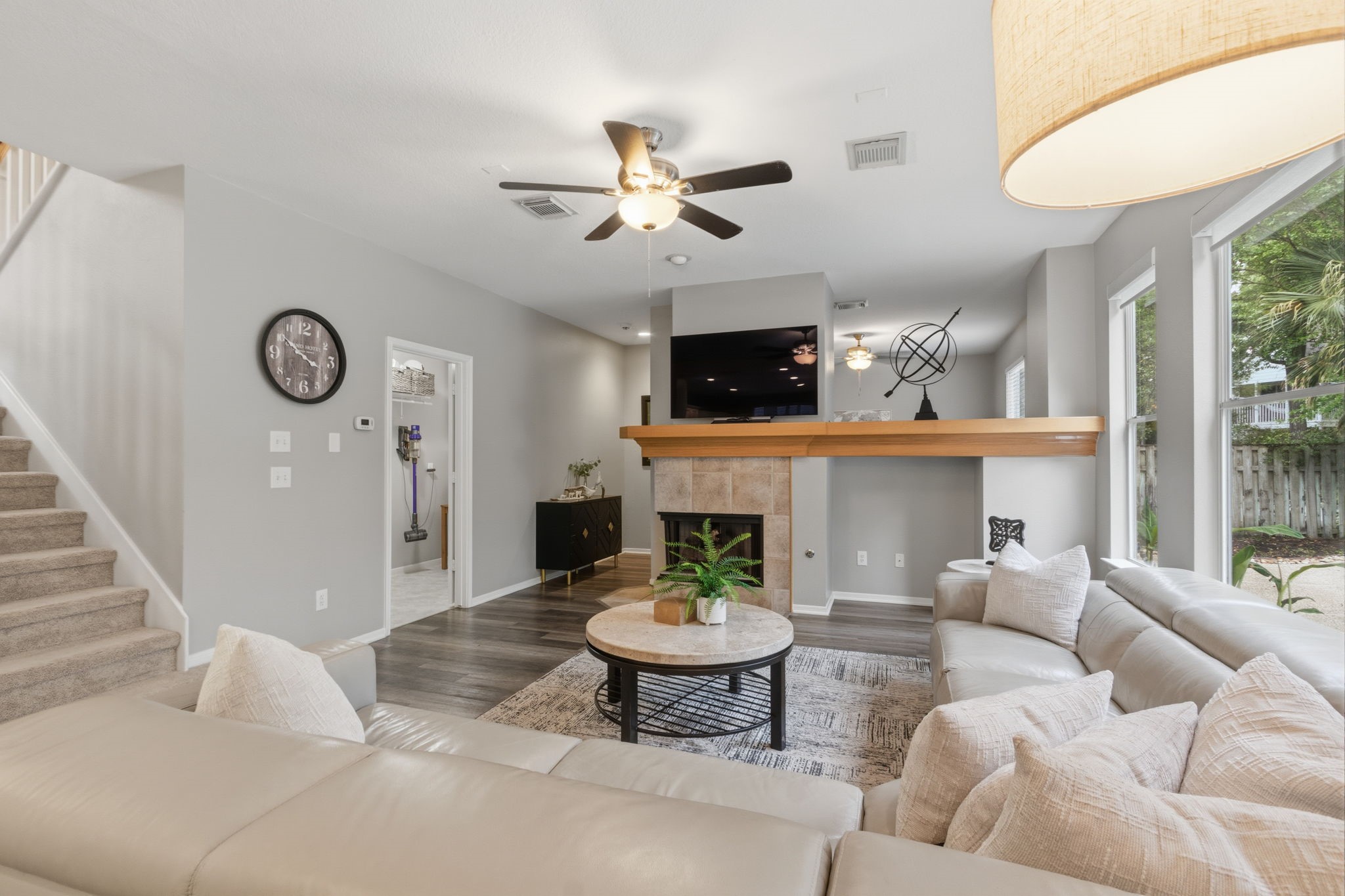 34 Redland Place Spring, TX 77382 - Photo 8 of 50