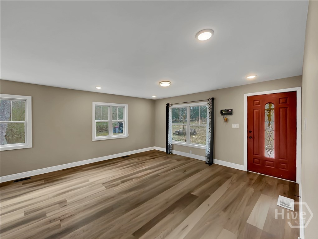 1271 Della Slaton Road Comer, GA 30629 - Photo 6 of 29